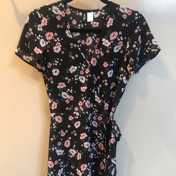 h&m black floral dress